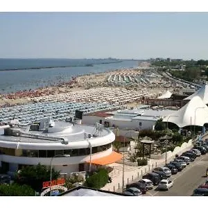 Cedri B Lido delle Nazioni
